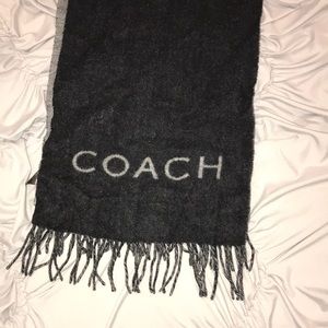 Men’s coach scarf